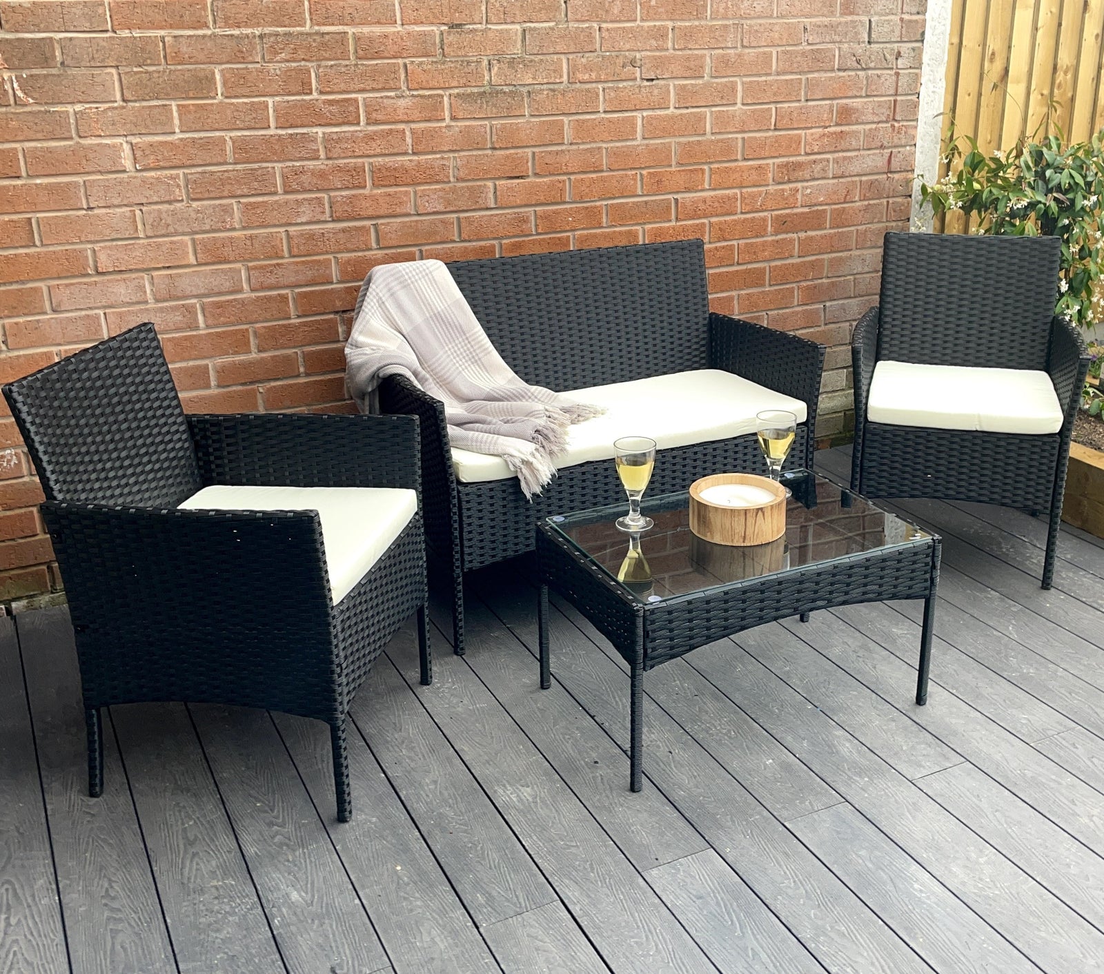 Stylish Amazon 4 Piece Garden Rattan Furniture Set For Indoor And Outdoor | Black