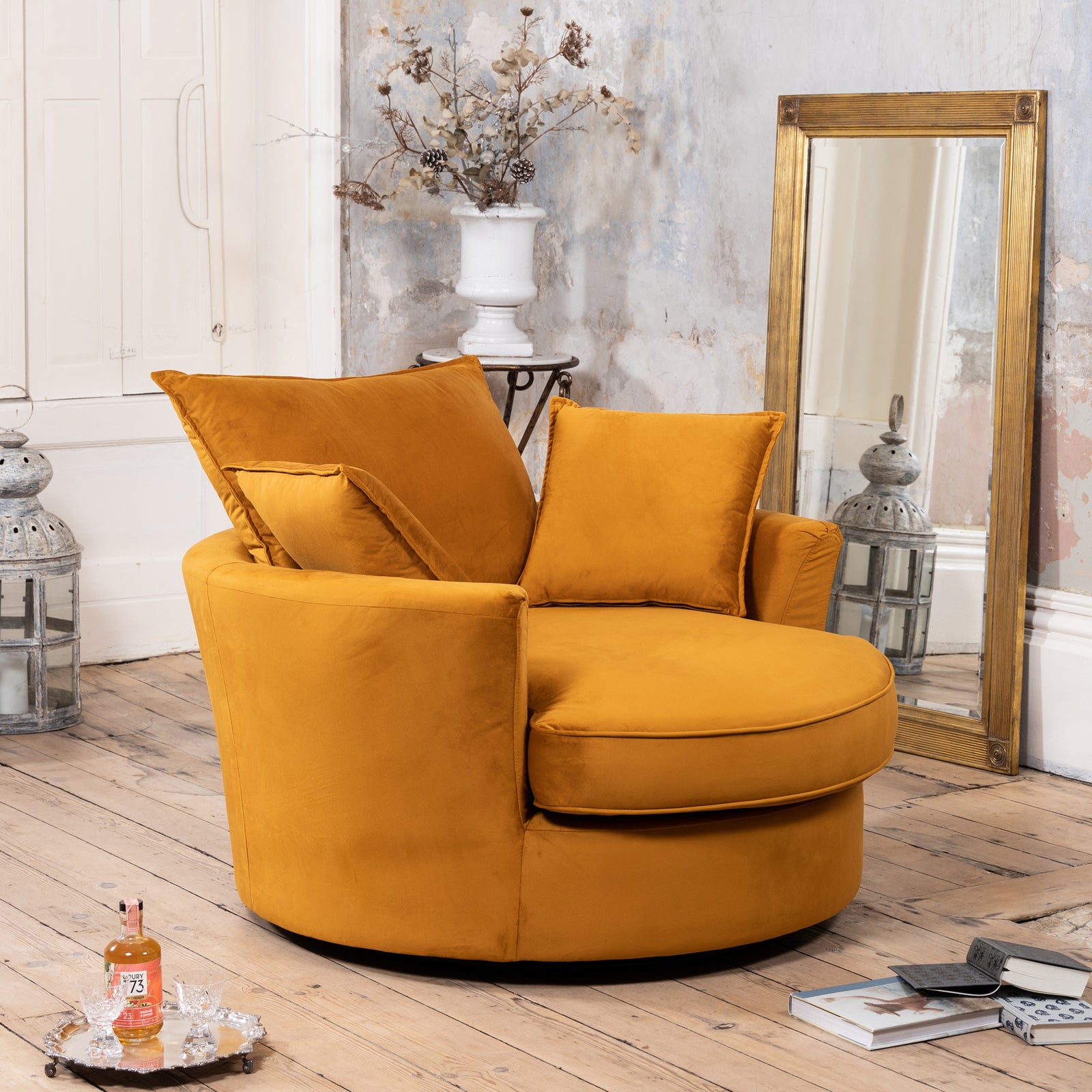 Havana Velvet Swivel Base Cuddle Chair | Orange