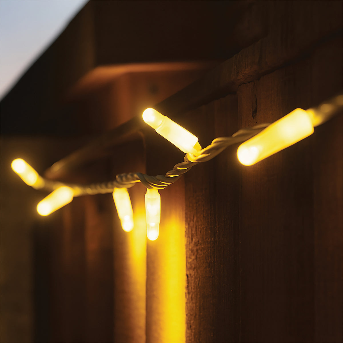 Eagle Connect Led String Lights White Rubber Warm White