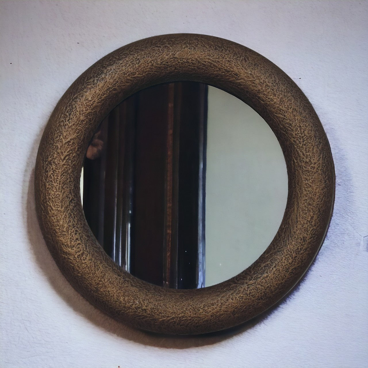 Solid Mango Wood Round Metallic Hammered Mirror