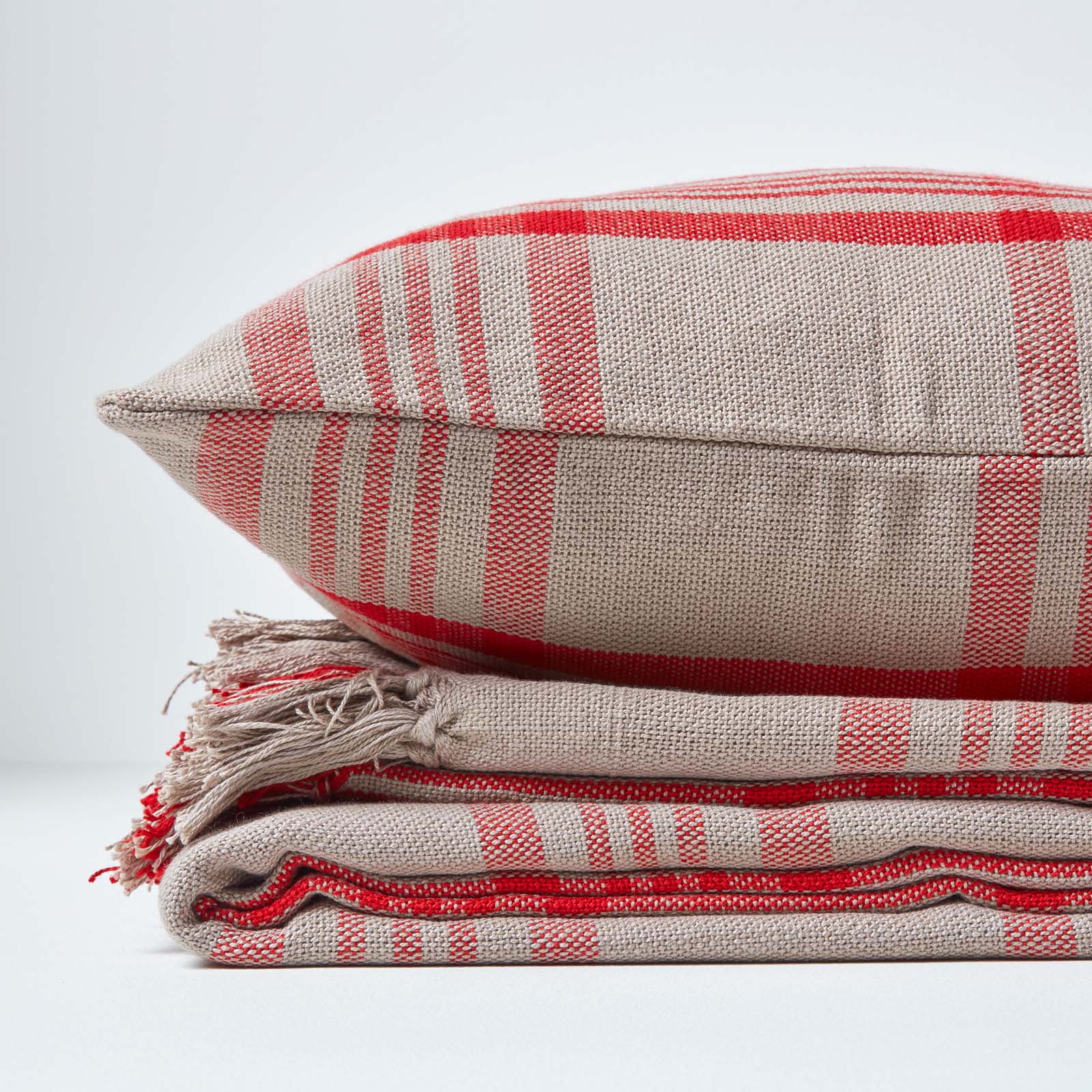 Tartan Check Sofa And Bed Throw | 255cm x 360cm | Grey & Red