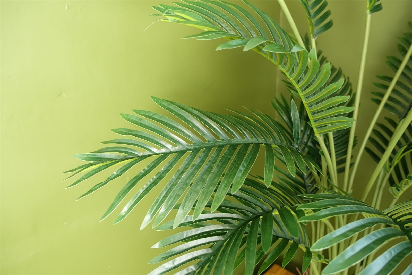 110cm Large Artificial Areca Palm Tree Potted In Black Pot