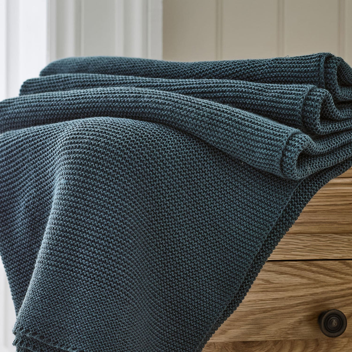 Saunton Knitted Throw | 130cm x 170cm | Blue