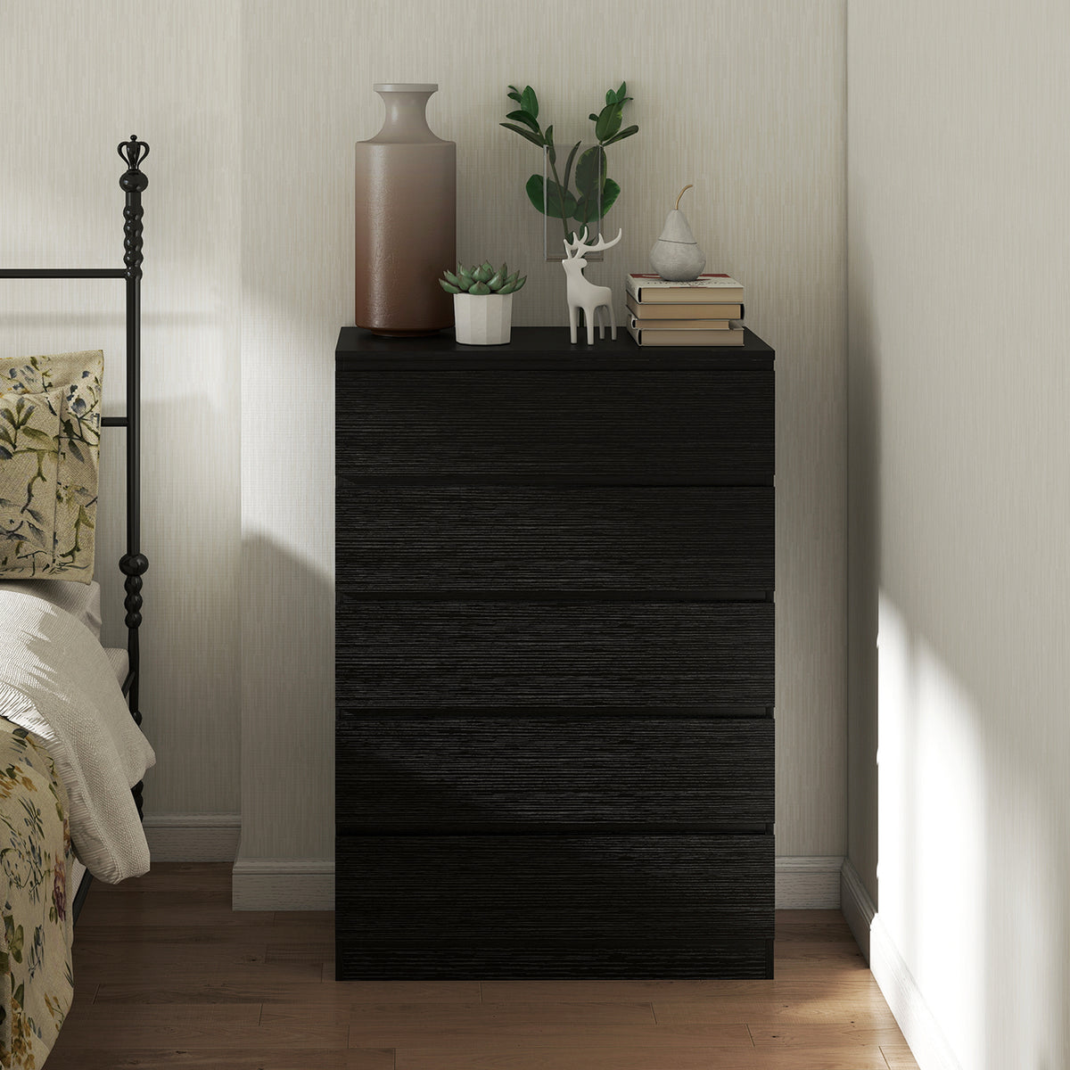 HOMCOM Chest Of Drawers With 5 Drawers, Modern Dresser For Bedroom, Black