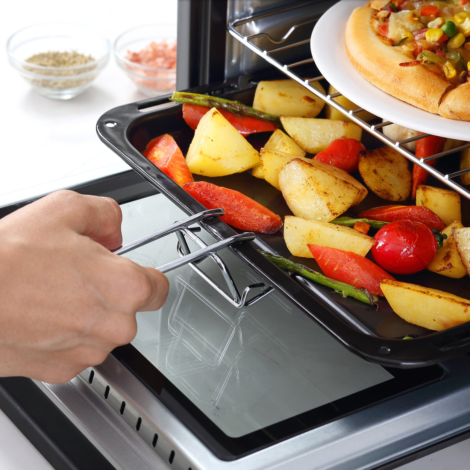 Mini Oven 16l Countertop Oven With Adjustable Temp Timer | One Size | Silver