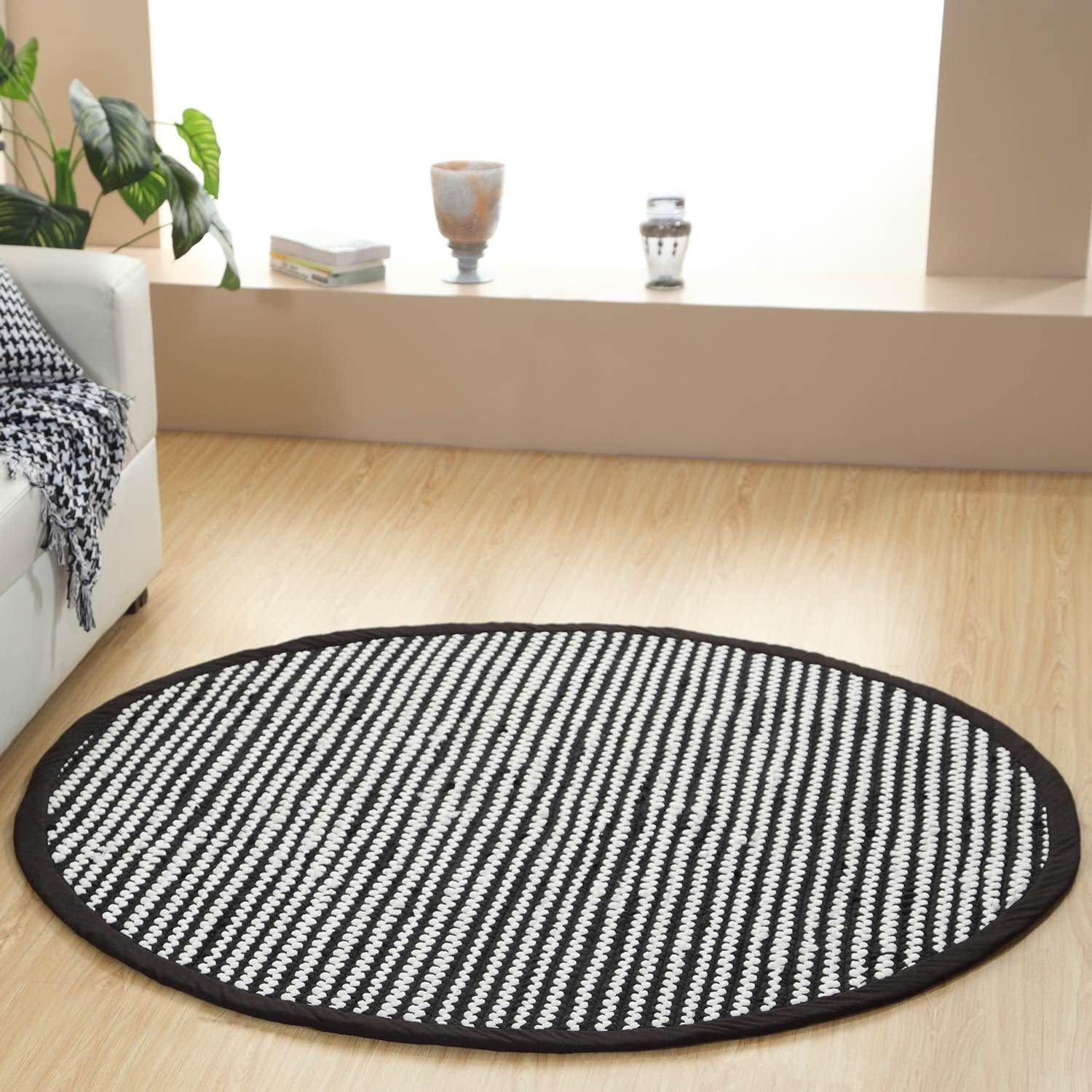 Groove Black And White Monochrome Stripy Cotton Chindi Rug, 150 Cm Round