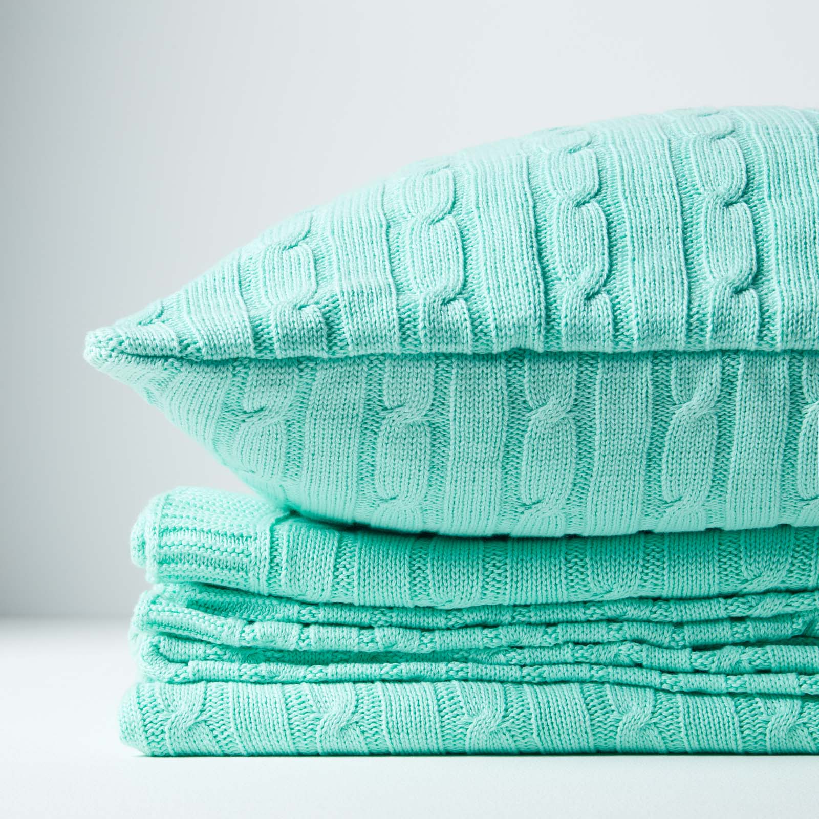 Combed Cotton Cable Knit Throw | 150cm x 200cm | Green