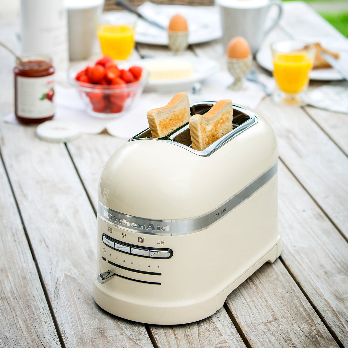 2 Slot Artisan Toaster | Cream