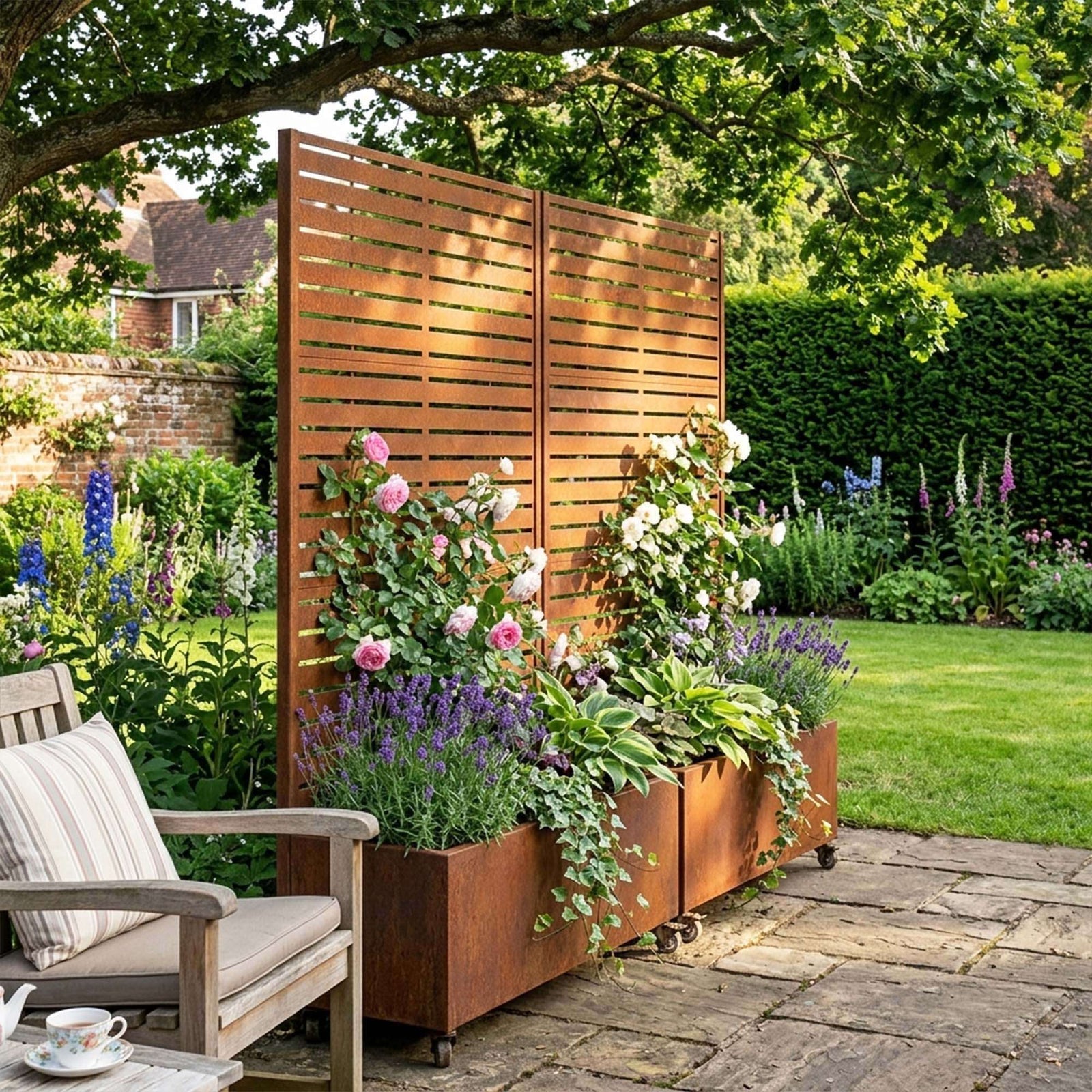 Metal Privacy Screen With Plant Pot - Slat | Rust