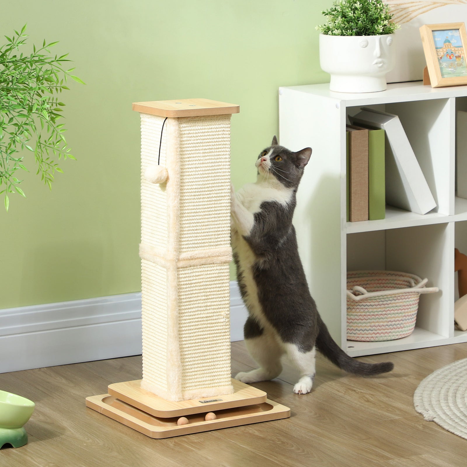 67cm Cat Scratching Post 3 In 1 Cat Scratcher W/ Track Ball Toy