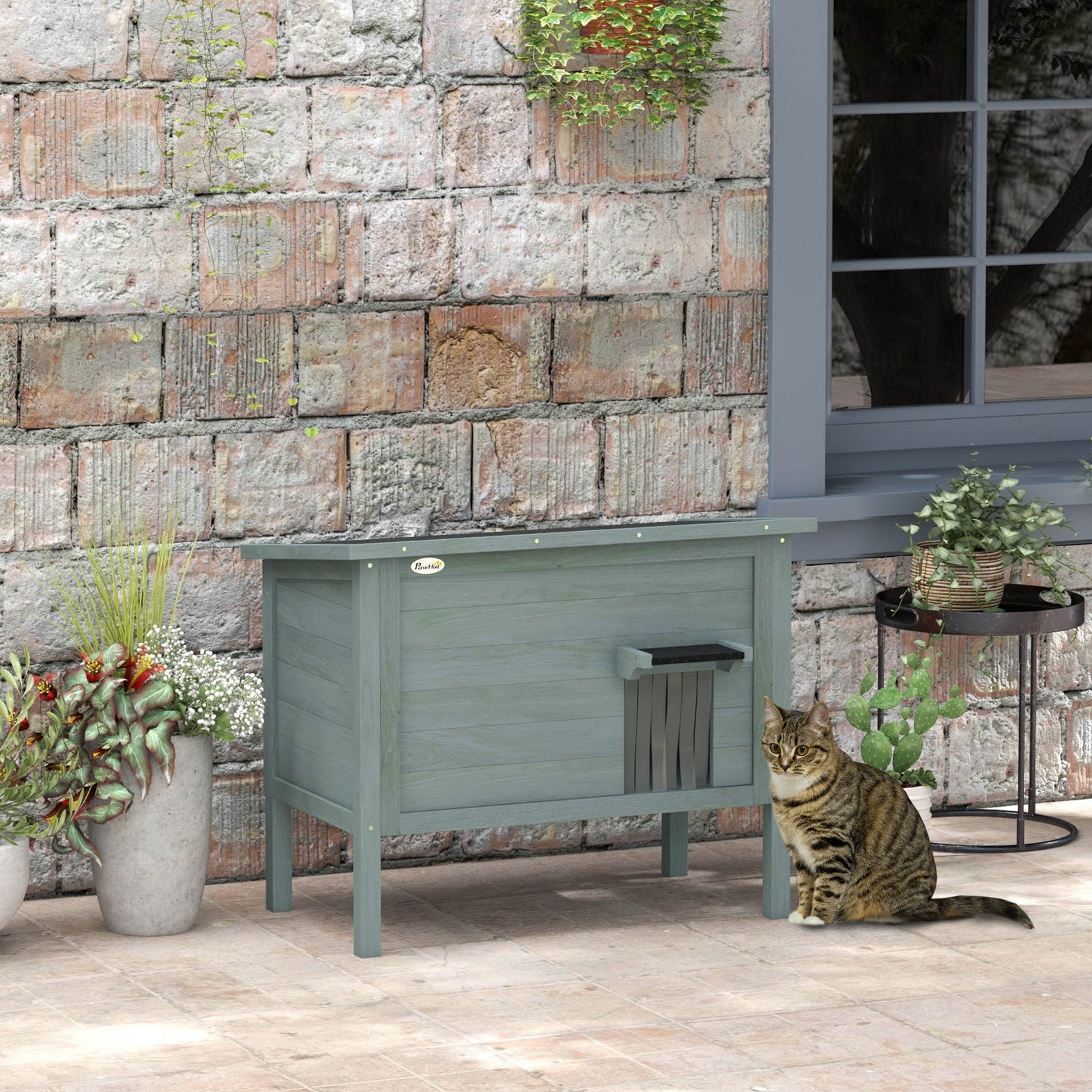 Outdoor Feral Cat House Insulated W/ Openable Roof | Charcoal Gray