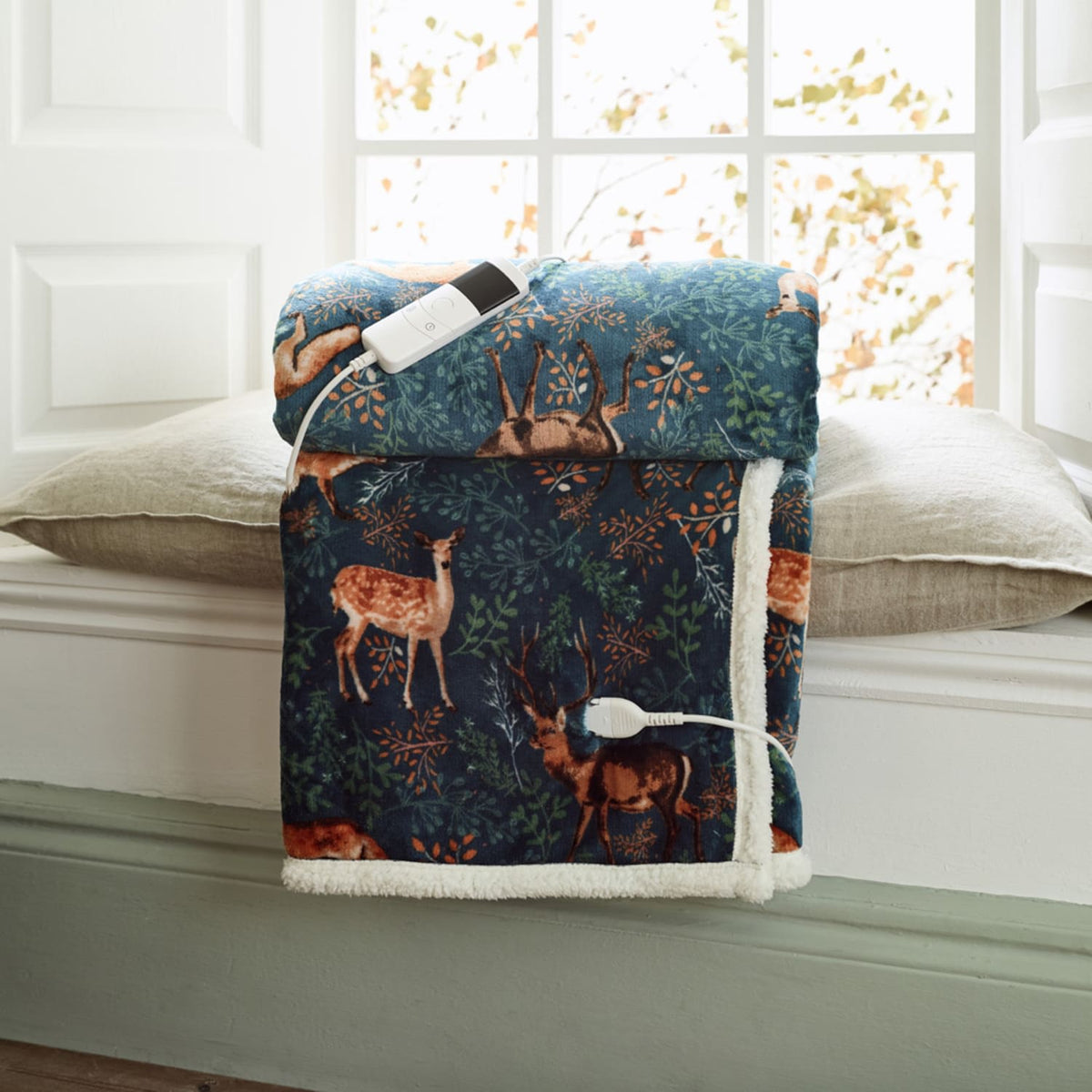 Fox & Deer Sherpa Fleece Heated Throw | 140cm x 180cm | Teal