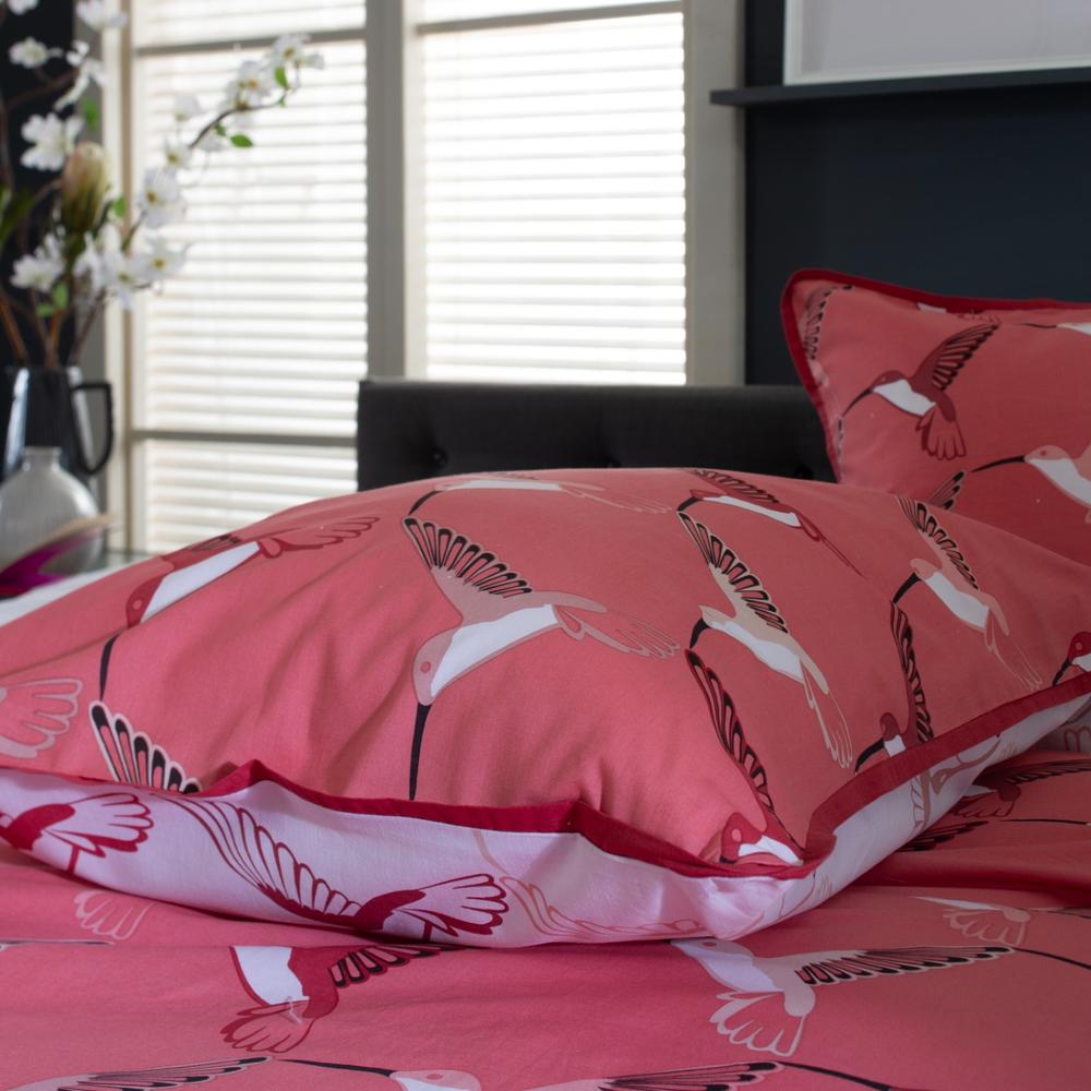 Hummingbird Deluxe Thread Count Cotton Duvet Cover Set | Super King | Pink