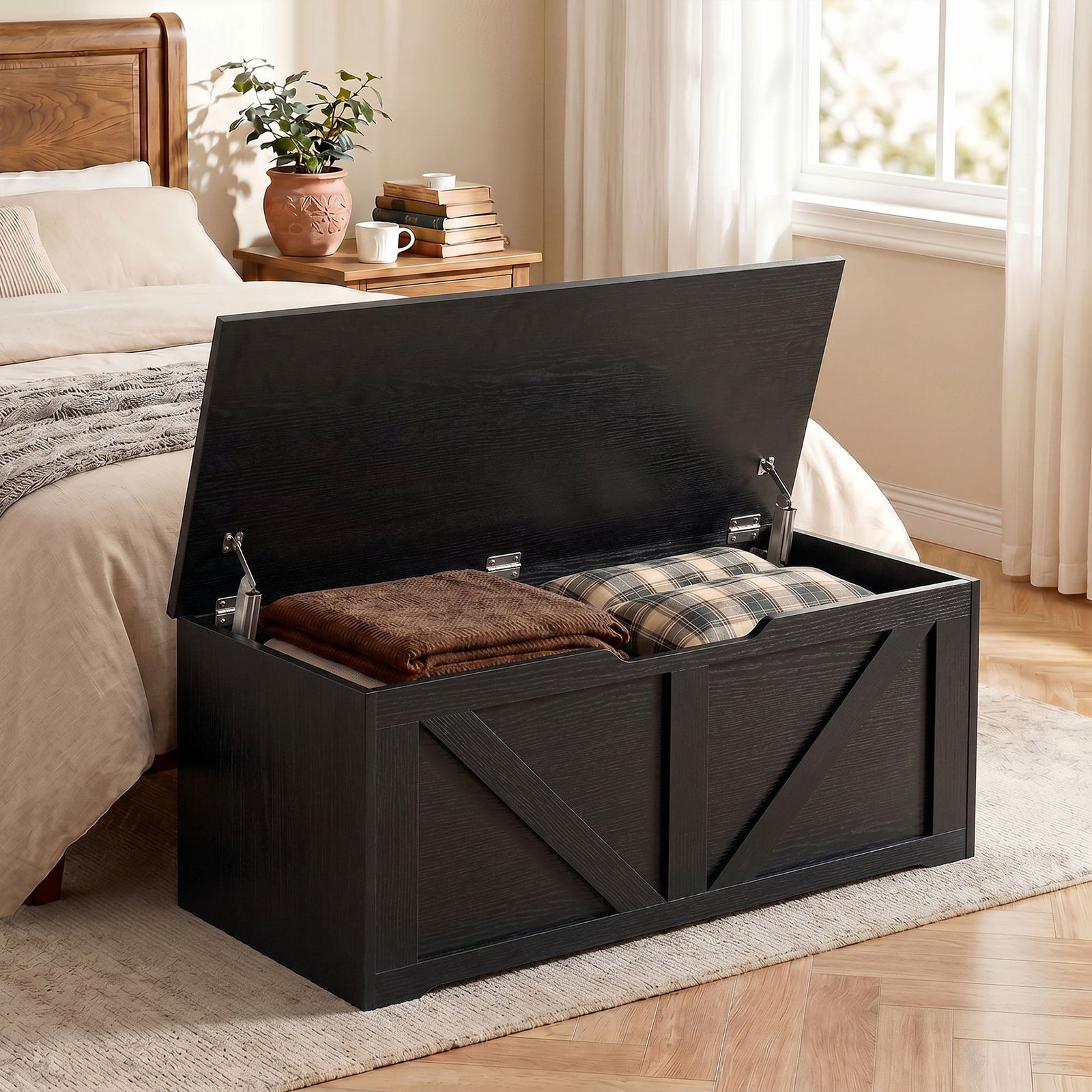 Storage Trunk For Living Room, With Safety Hinges, 100cm | Black