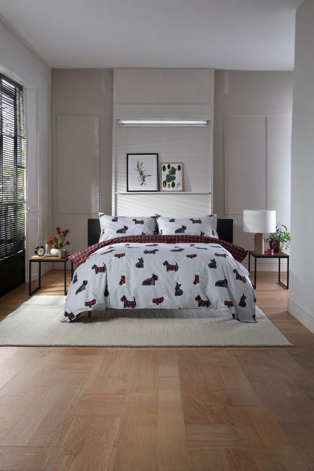 Hattie 100% Cotton Duvet Cover Set – Dog Printed Bedding With Piped Edging | King | Grey