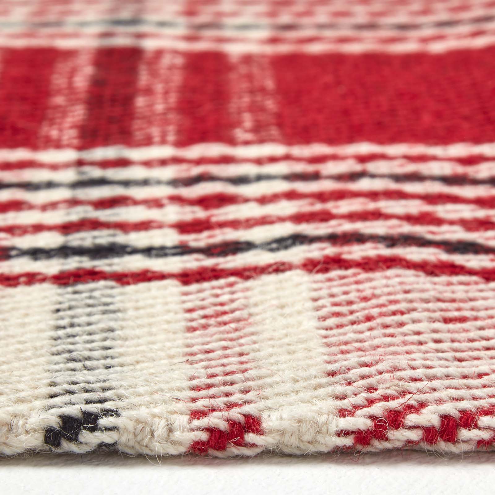 Tartan Check Non-slip 100% Wool Rug | 120cm x 80cm | Red