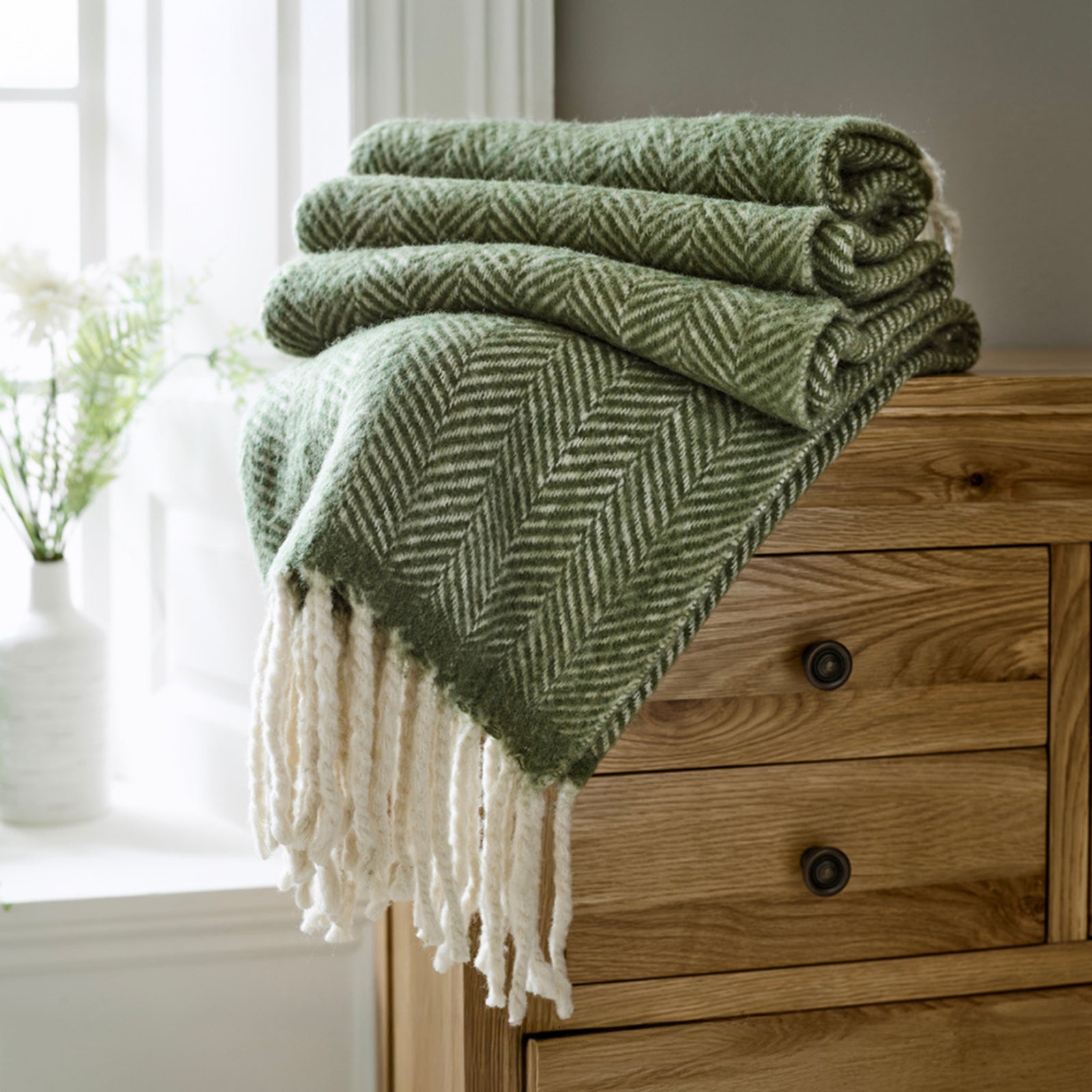 Moorland Soft 100% Brushed Wool Throw | 130cm x 170cm | Green