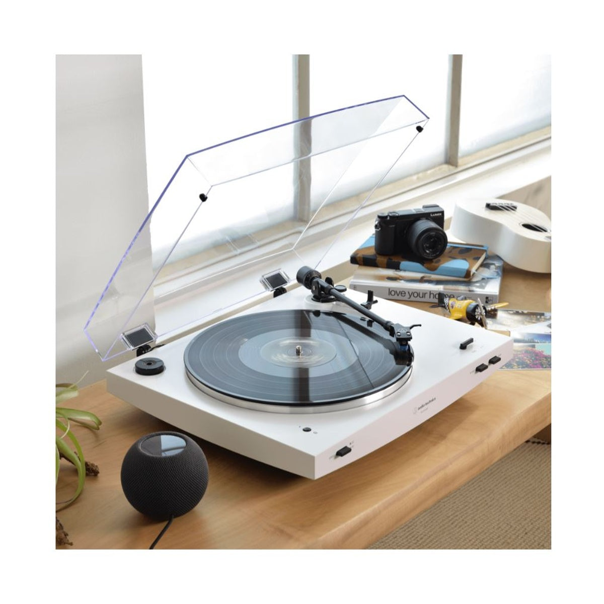 At-lp3xbt Fully Automatic Belt-drive Bluetooth Turntable | White