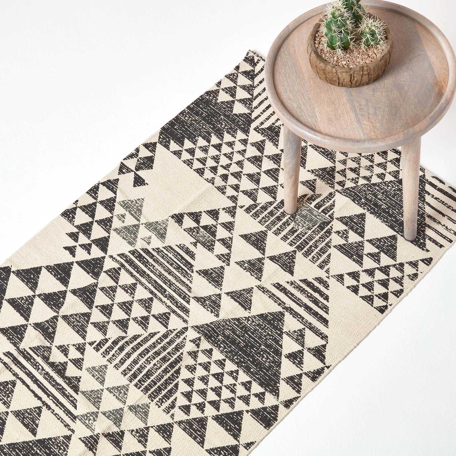 Delphi Geometric Style 100% Cotton Printed Rug | 200cm | Black & White