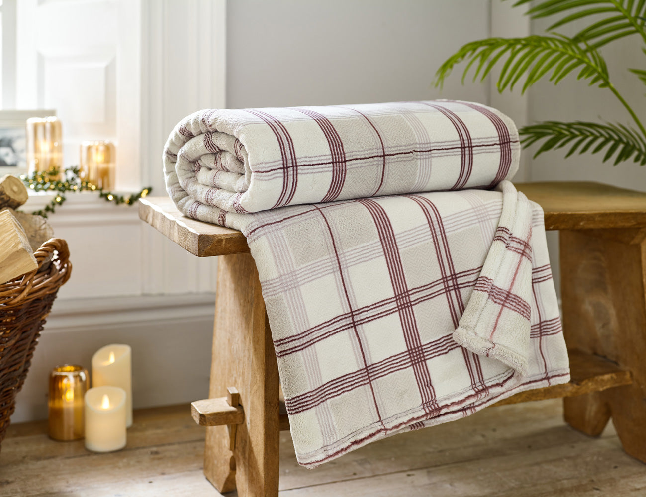 Hounds Check Throw Burgundy – 140x180cm Soft Blanket | 140cm x 180cm | Burgundy
