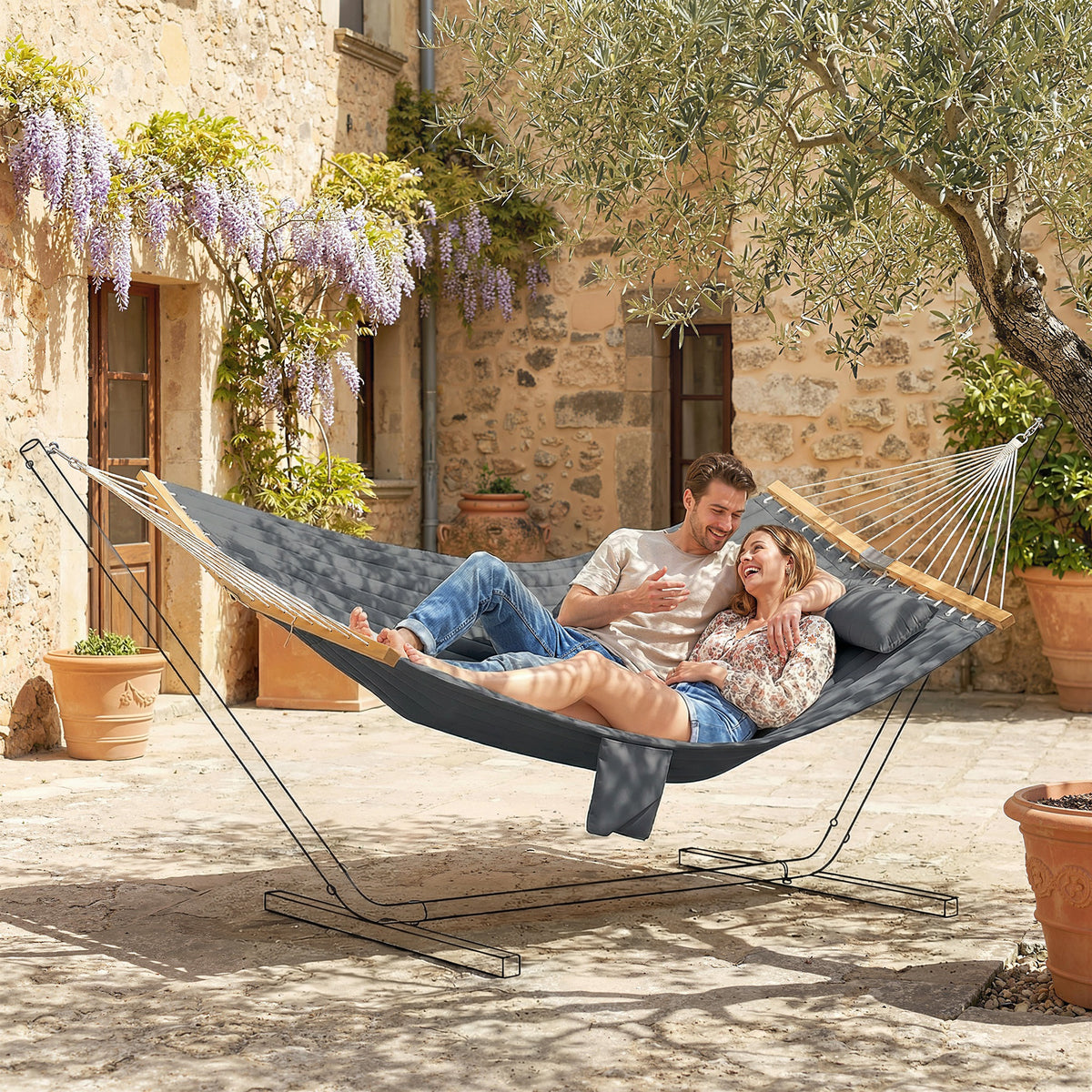Outsunny Double Hammock 2-person Padded Swing Bed
