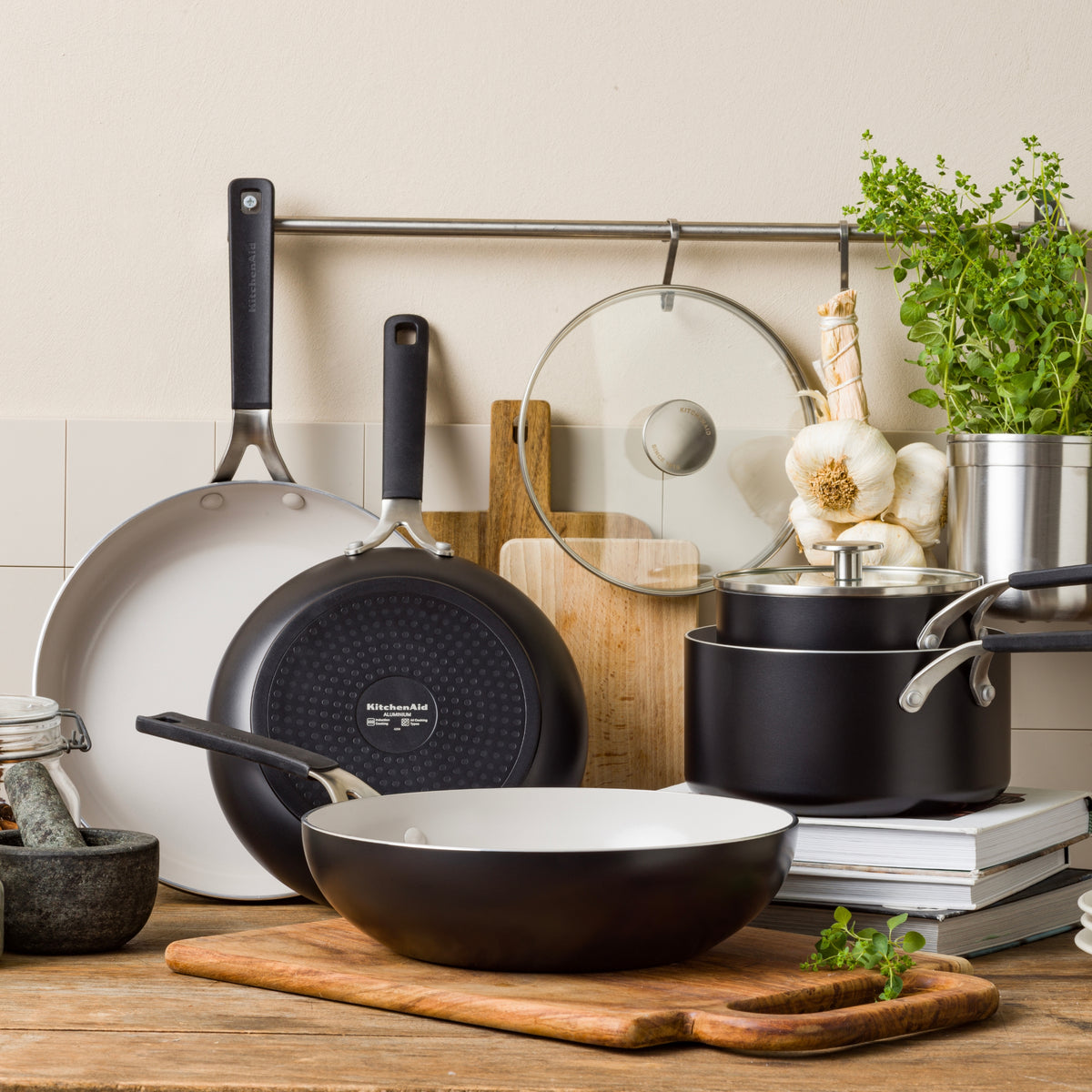 KitchenAid Cookware Coloured Aluminium Wok, Pfas Free, 28cm, Matt Black