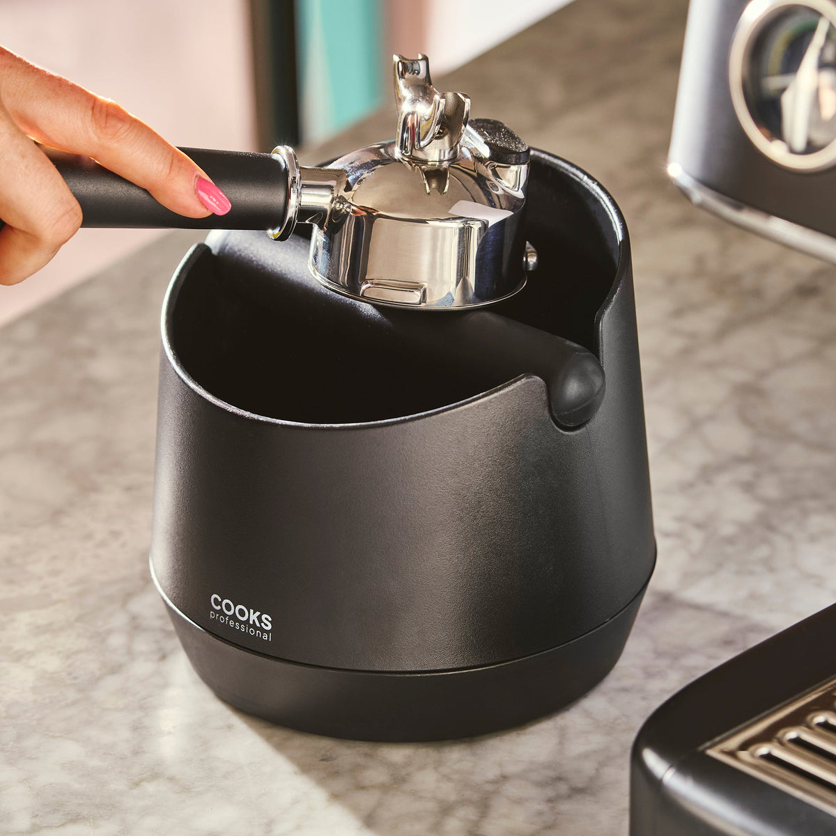 Espresso Knock Box - Plastic Coffee Grounds Bin | Large | Black