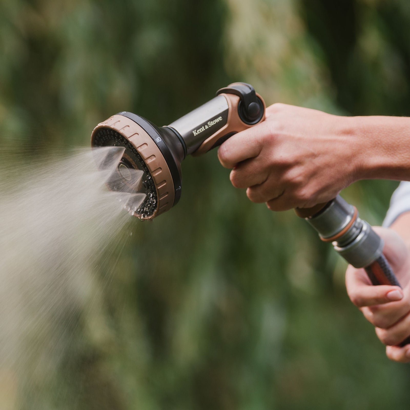 Metal Spray Gun - 6 Adjustable Patterns, Thumb Flow Control, Zinc Aluminium Inlet