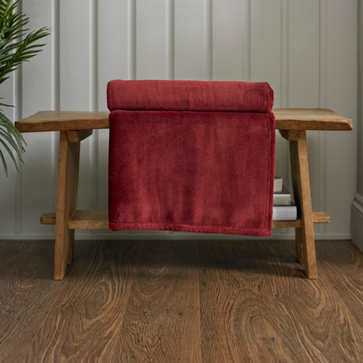 Snuggle Touch Supersoft Fleece Throw | 150cm x 200cm | Red