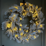 60cm Premium Mixed Branch Prelit Snow Flocked Christmas Wreath - With Timer