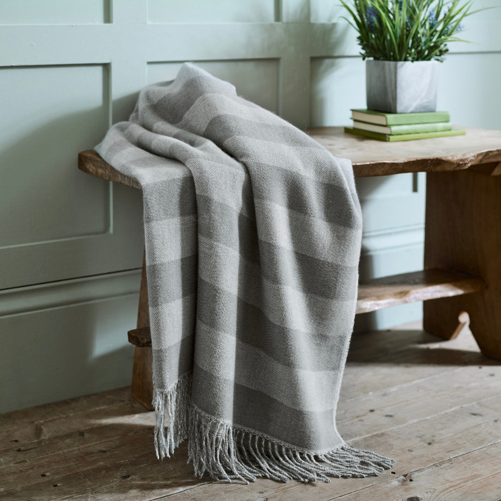 Elgin Supersoft Yarn Dyed Jacquard 130x160cm Throw Blankets | 130cm x 160cm | Charcoal