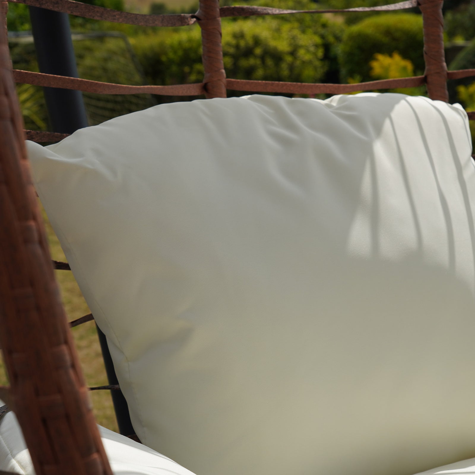 Appleford Hanging Swing Single Egg Pod Chair | One Size | Cream