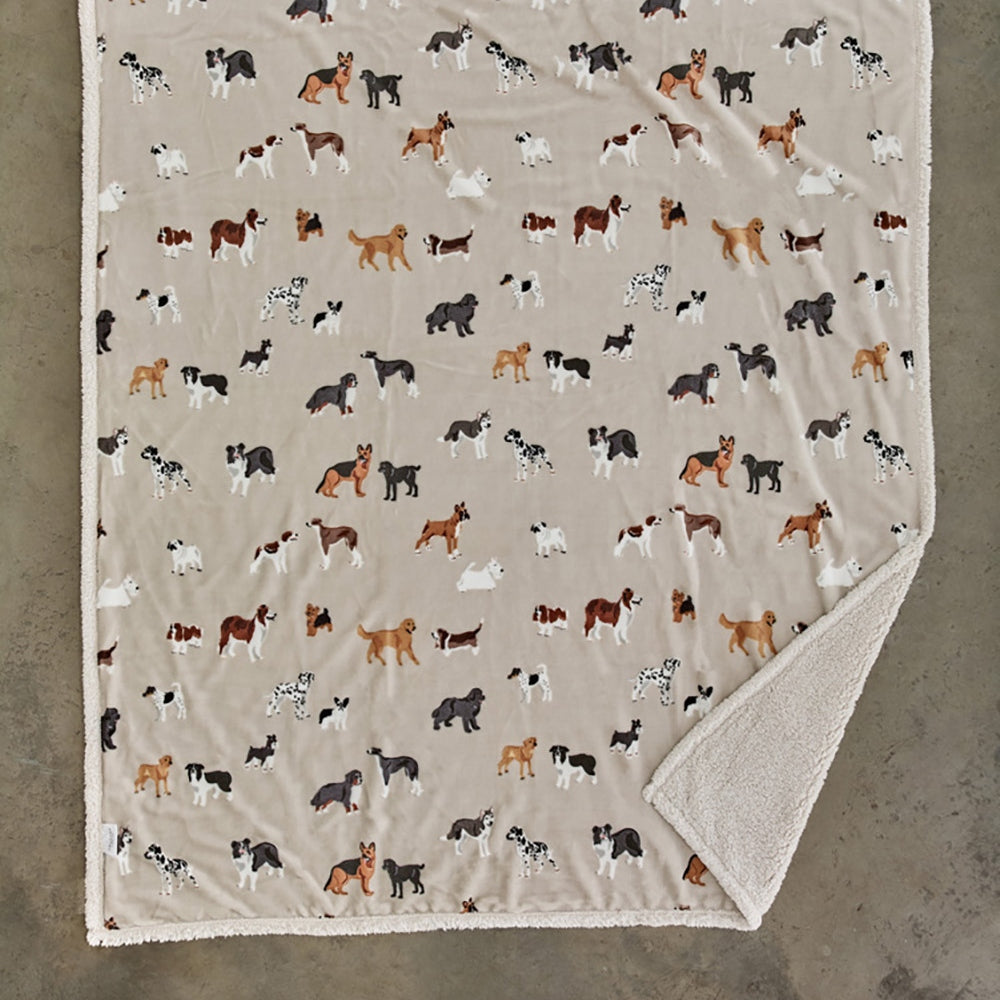 Mixed Dogs Throw – Oatmeal Sherpa Fleece With All-over Dog Print, 140x180cm | 140cm x 180cm | Beige