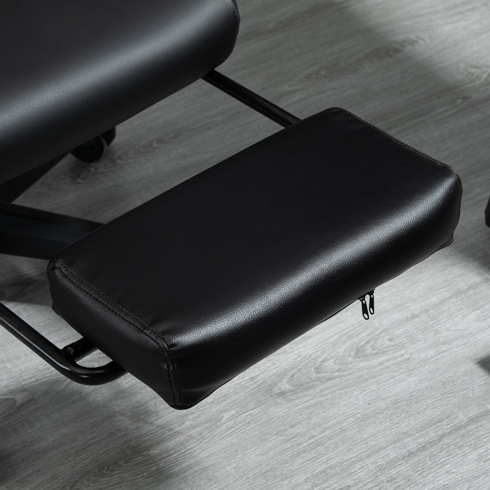 Faux Leather Gaming Chair W/ Arm | Black
