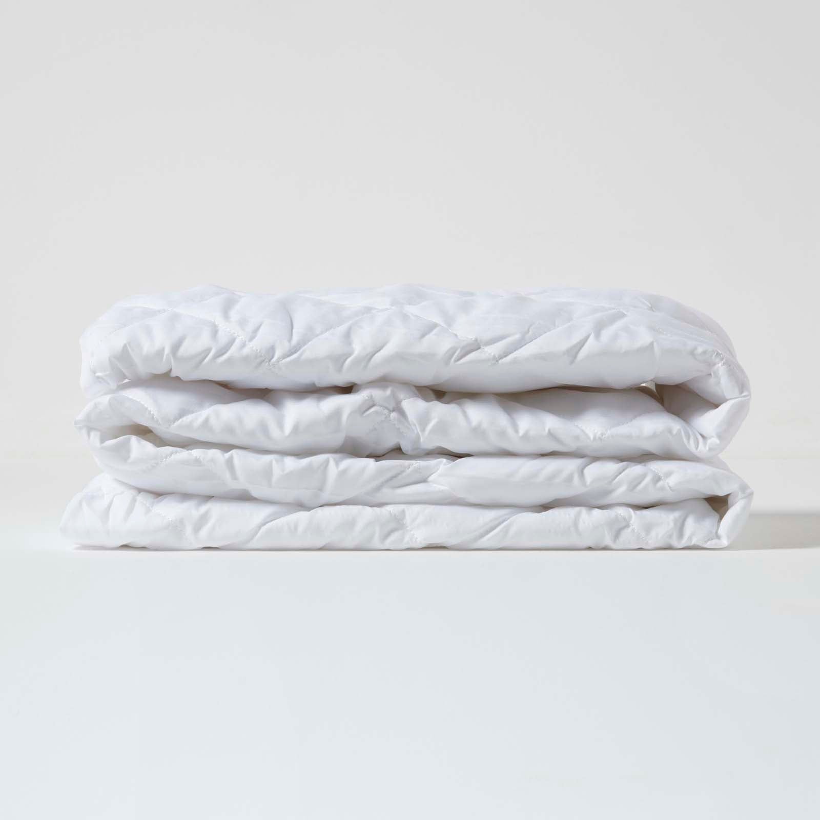Anti Allergy Mattress Protector | Small Double | White
