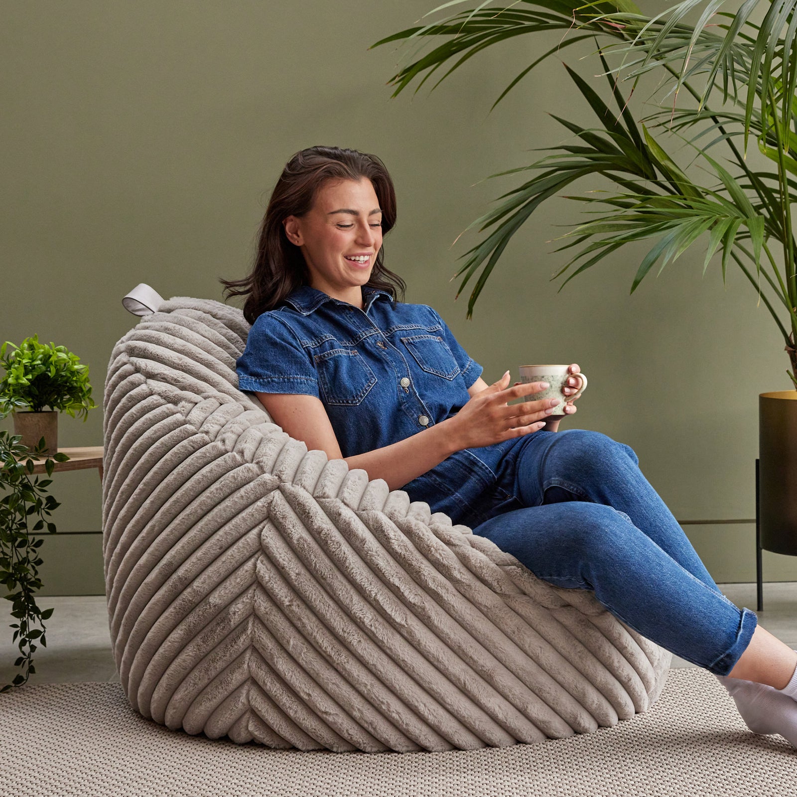Classic Ribbed Faux Fur Bean Bag Chair | Gray