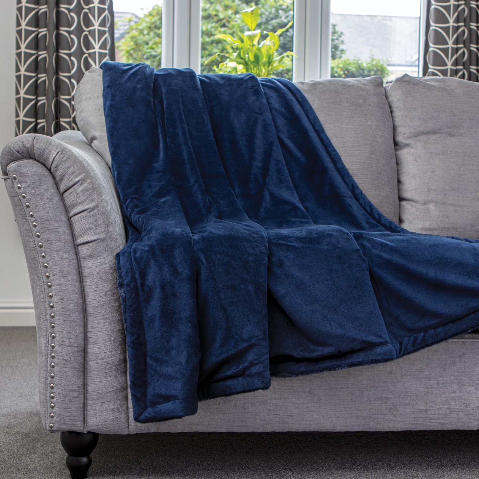 Blanket Throw Soft Faux Fur 160 X 130cm Fleece Overblanket Fluffy Blanket  For Sofa & Beds | L | Blue