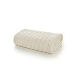 Hockley Large Soft Throw – Quilted 150x200cm Warm Modern Blanket | 150cm x 200cm | Cream