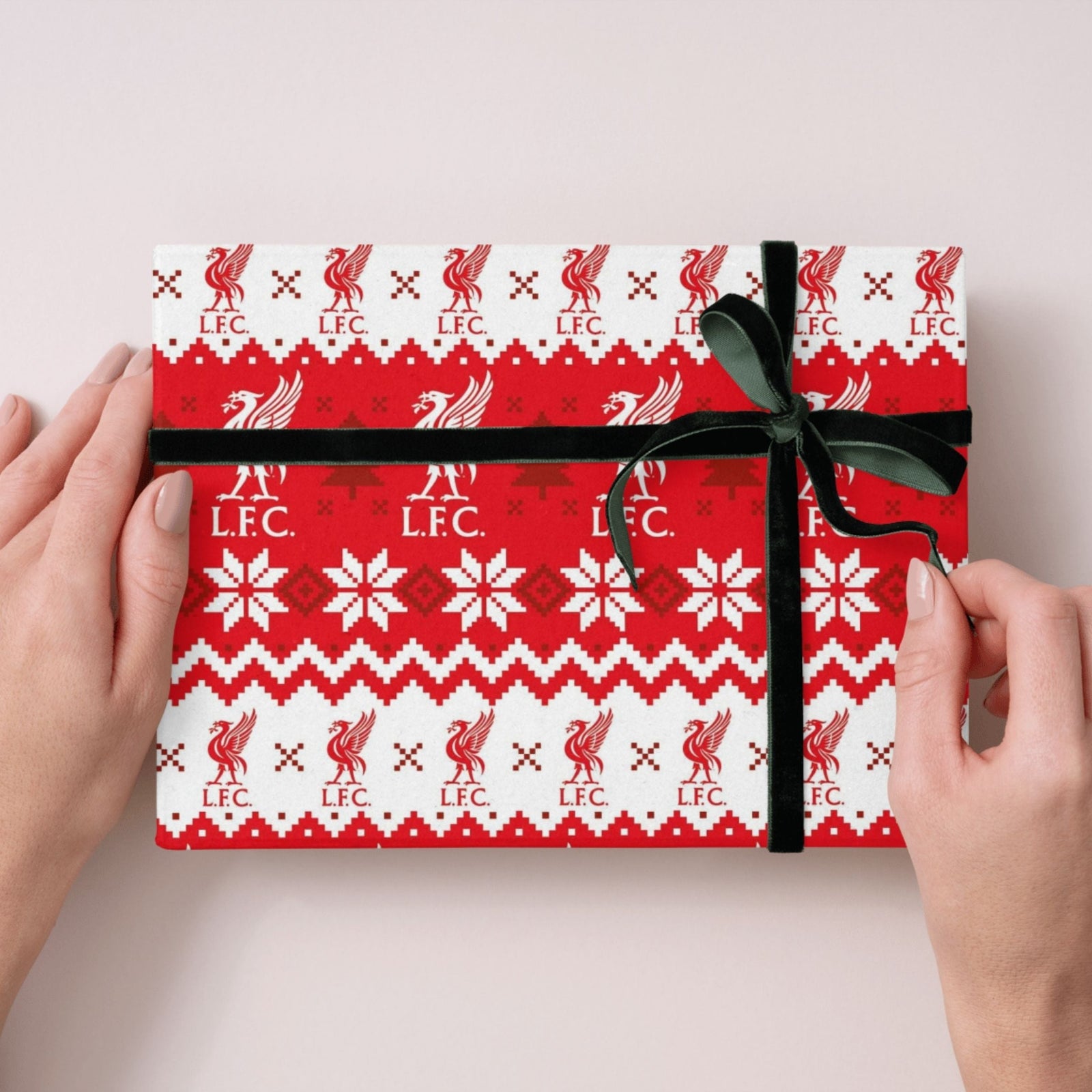 Liverpool FC Christmas Gift Wrap, 2 Sheet 2 Tag, Official Product