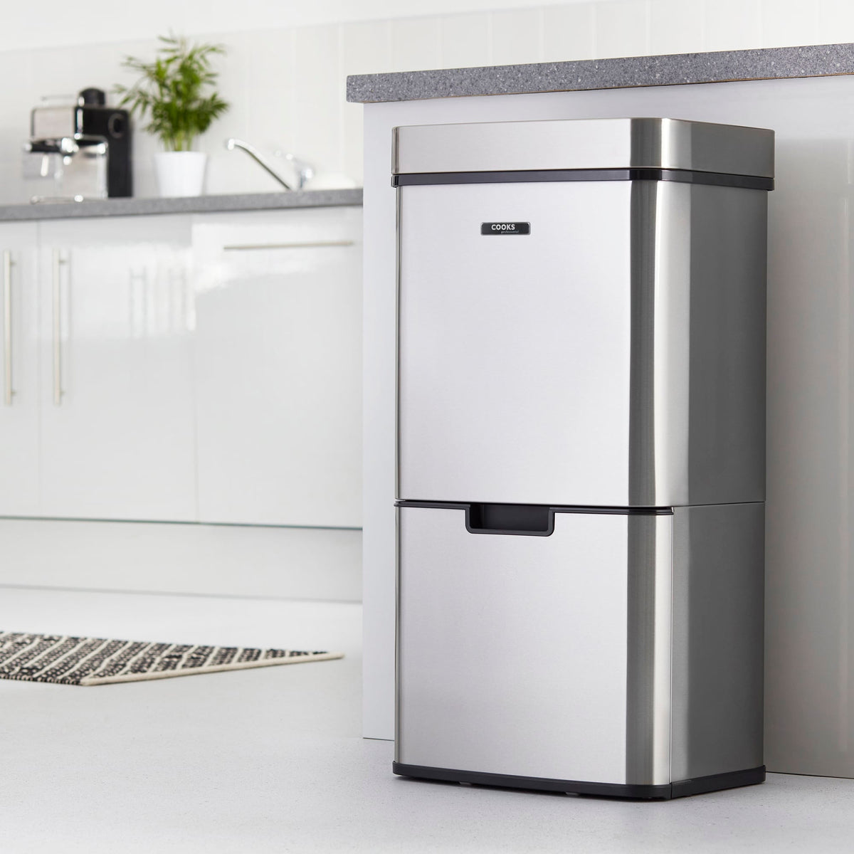 75l Sensor Recycling Bin With Food Caddy & 25 Bin Biodegradable Bags | 75L | Silver
