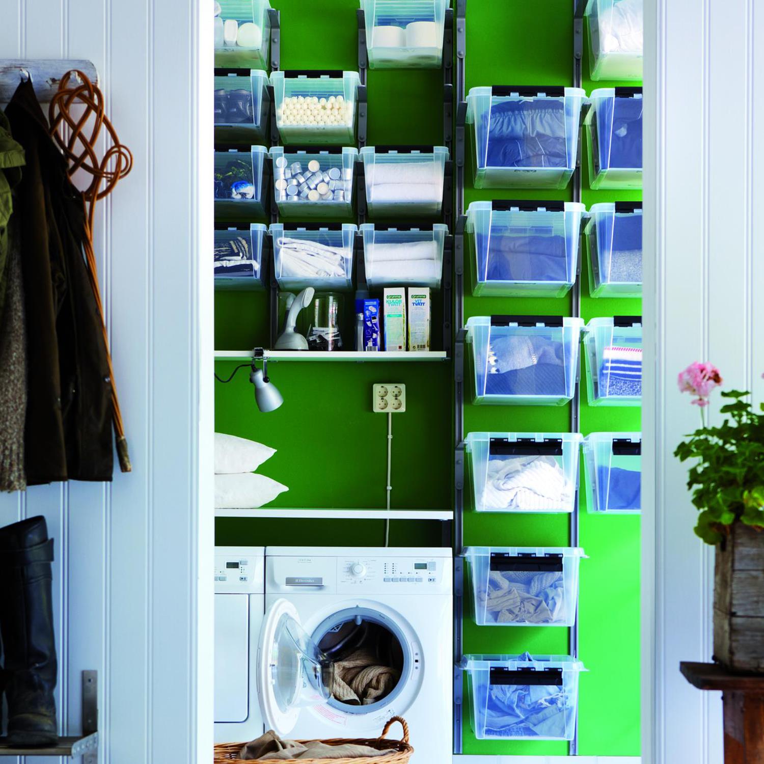 50 Classic Transparent Plastic Storage Box With Lid, 52 Litre