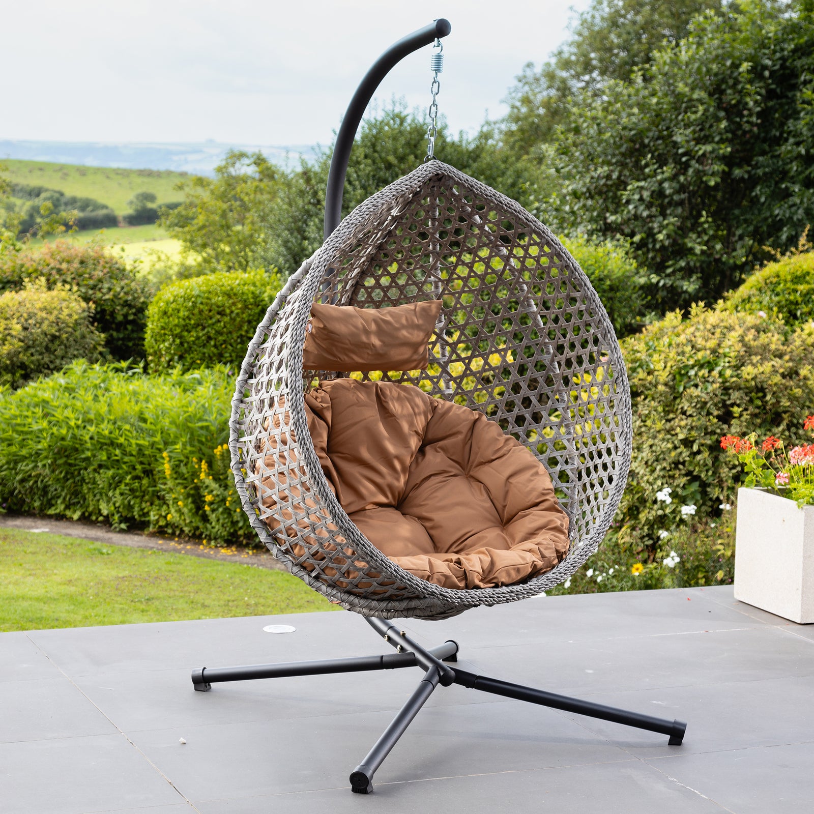 Ibstone Swing Egg Pod Chair | Brown