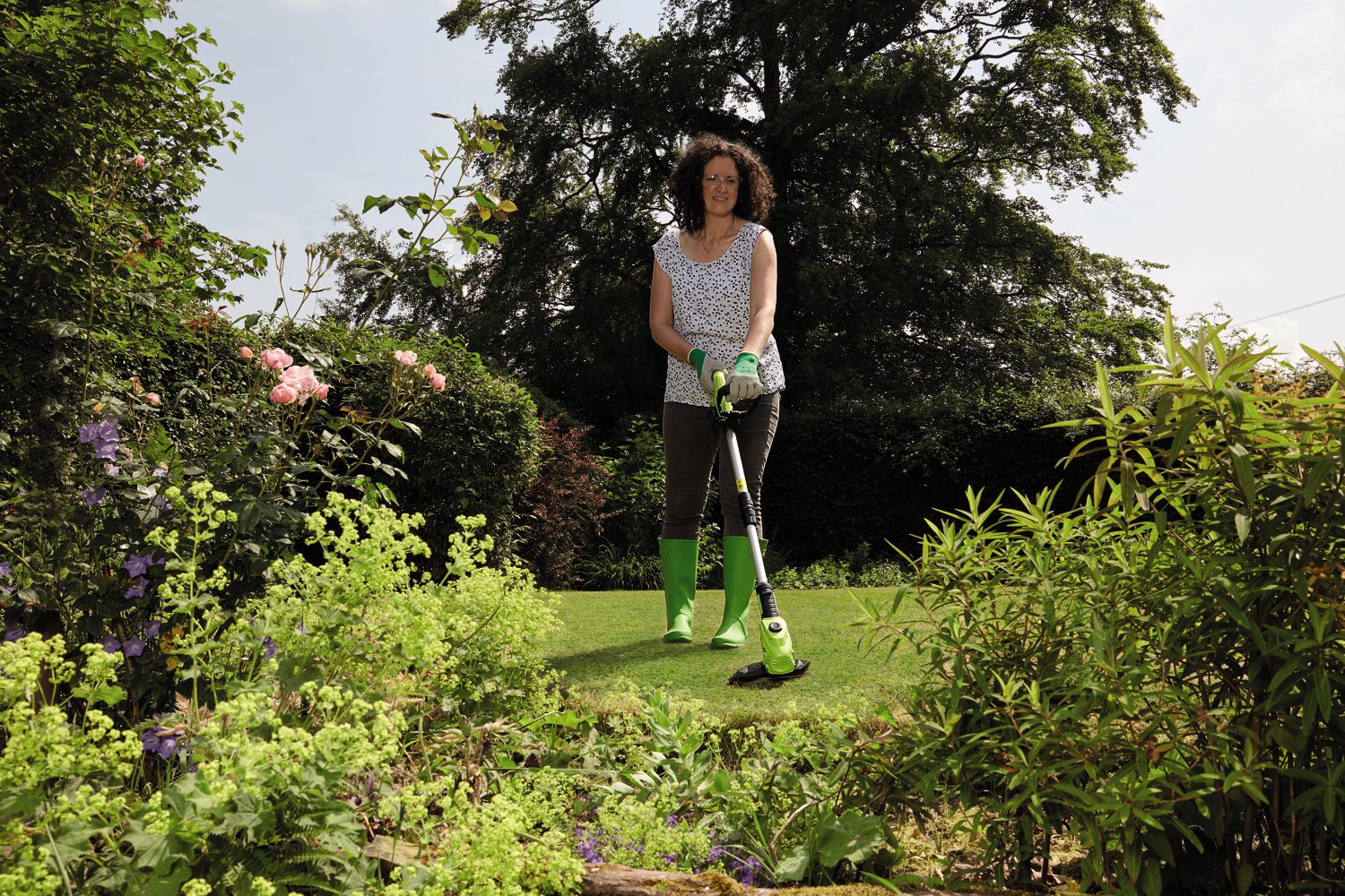 20v Cordless Grass Trimmer With Spare Battery