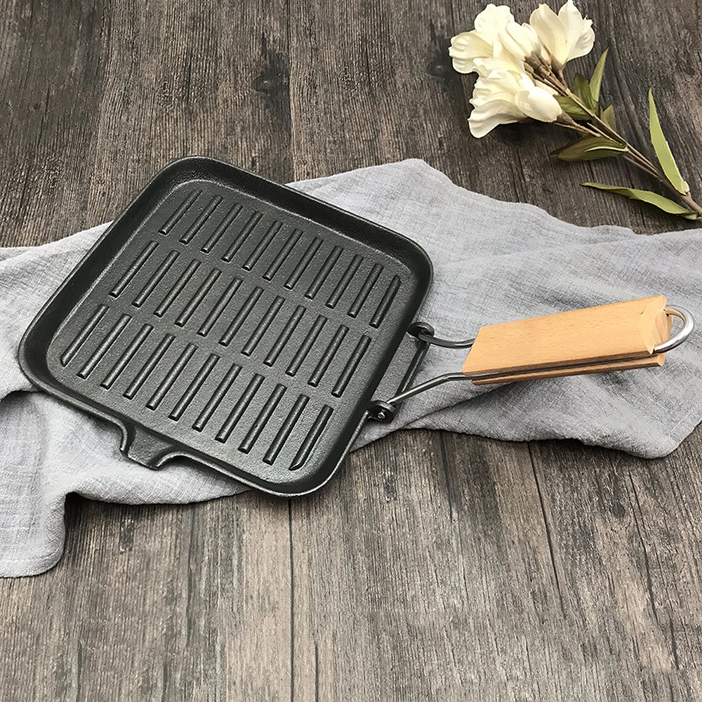 24cm Cast Iron Grill Pan Cookware With Folding Wood Handle & Oil Spout