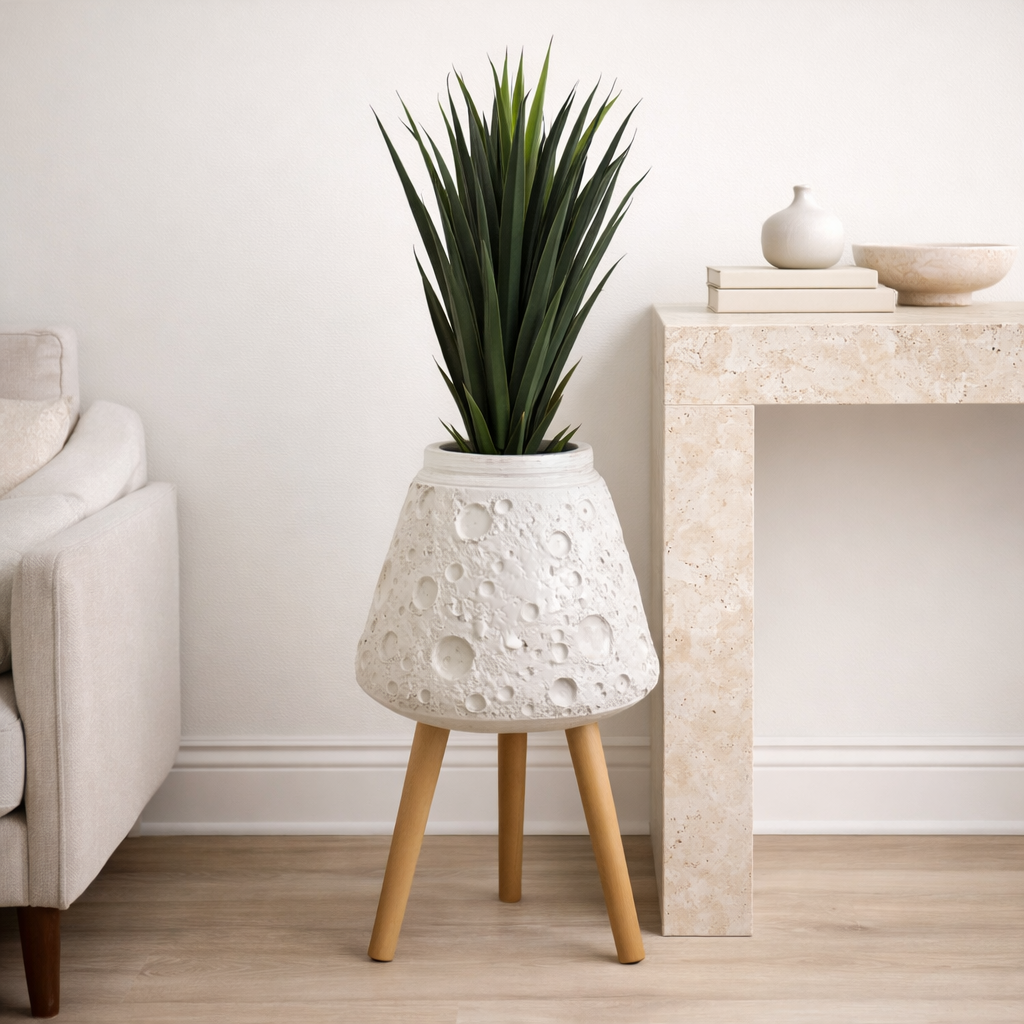 Moon White Planter With Stand