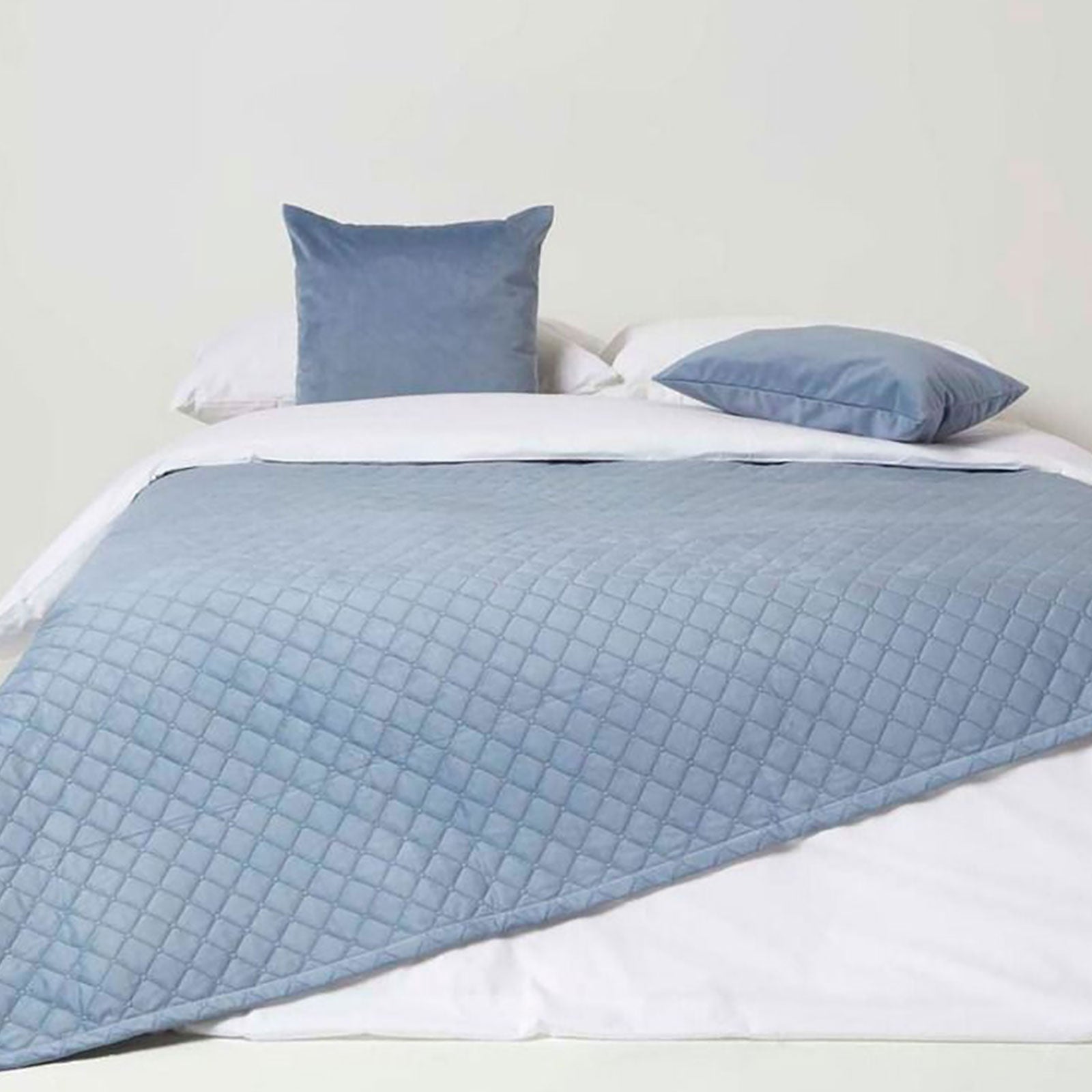 Diamond Quilted Velvet Bed Throw | 150cm x 200cm | Blue