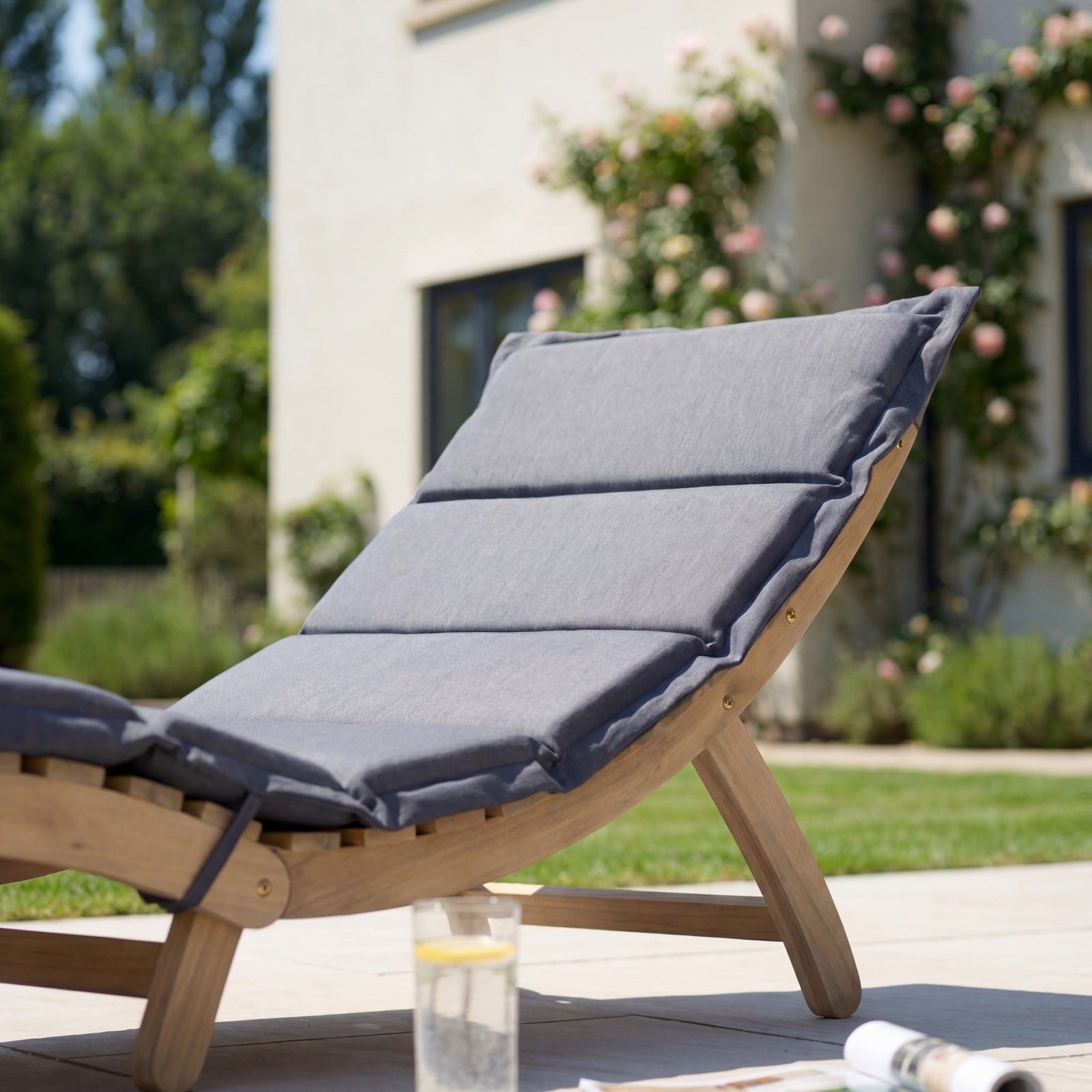 Solara Curve Sun Lounger | Grey