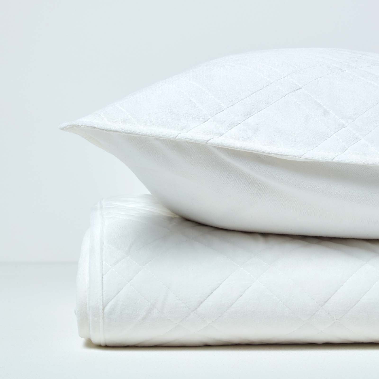 Paragon Diamond Pattern Geometric Velvet Bedspread | 200cm x 200cm | Cream