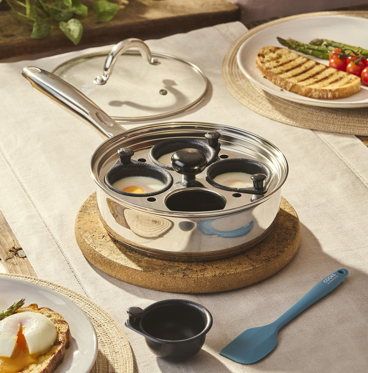 Stainless Steel Egg Poacher Pan With Spatula | 4 Cup | Silver