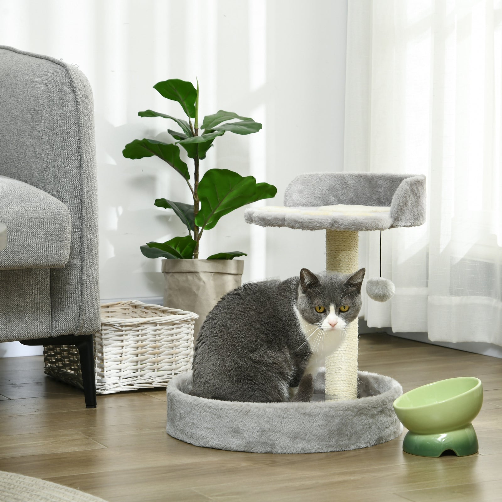 44cm Cat Tree With Sisal Cat Scratching Post, Toy Ball - Light Grey